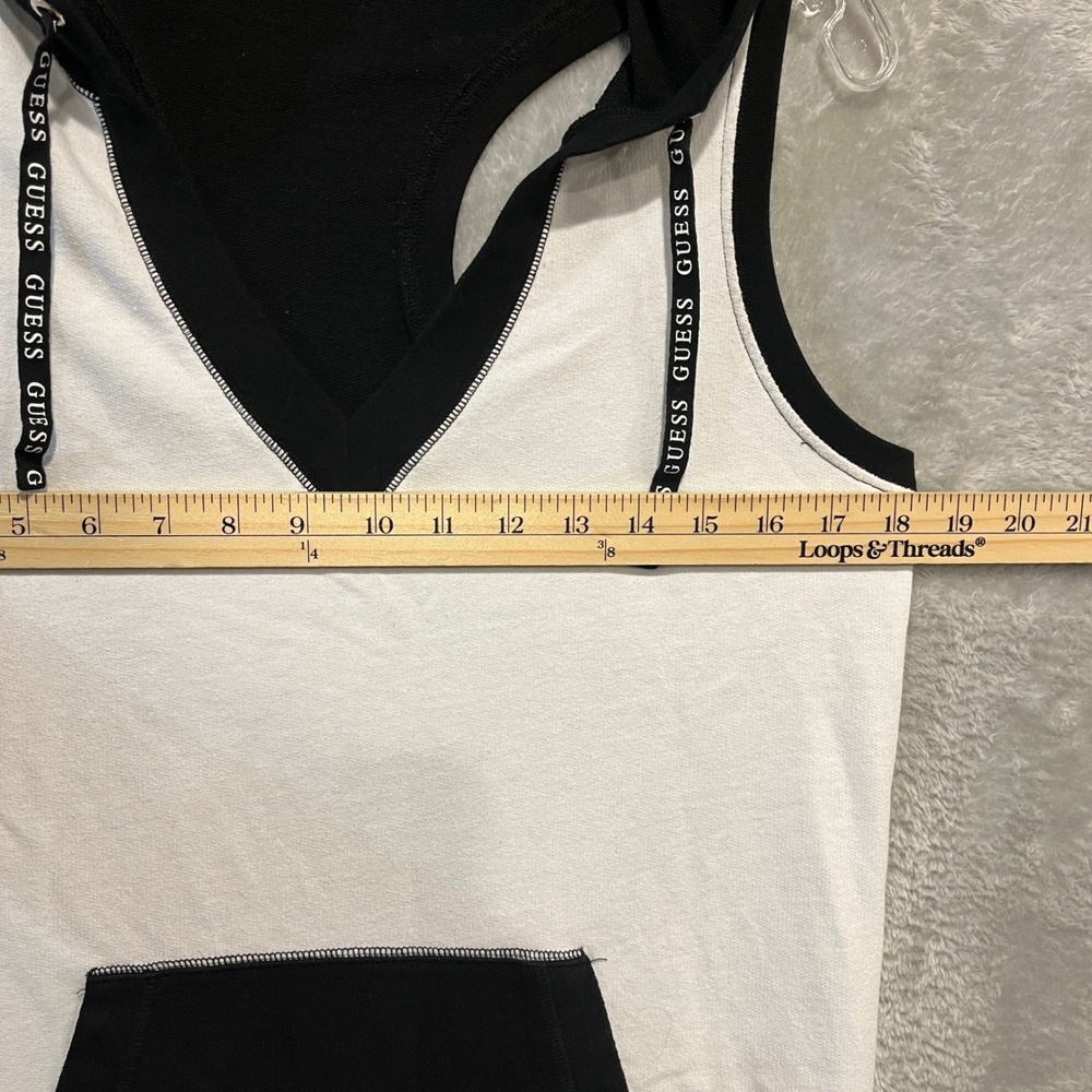 Guess Sleeveless Hoodie Womens Medium Black White Colorblock V-Neck Racerback - Picture 5 of 6